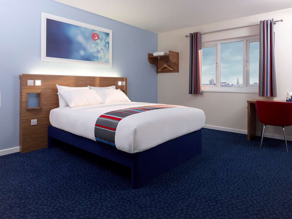 Travelodge Reading Whitley Ruang foto