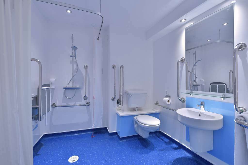 Travelodge Reading Whitley Ruang foto