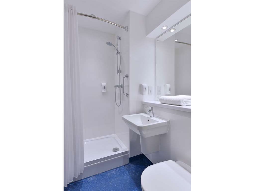Travelodge Reading Whitley Ruang foto